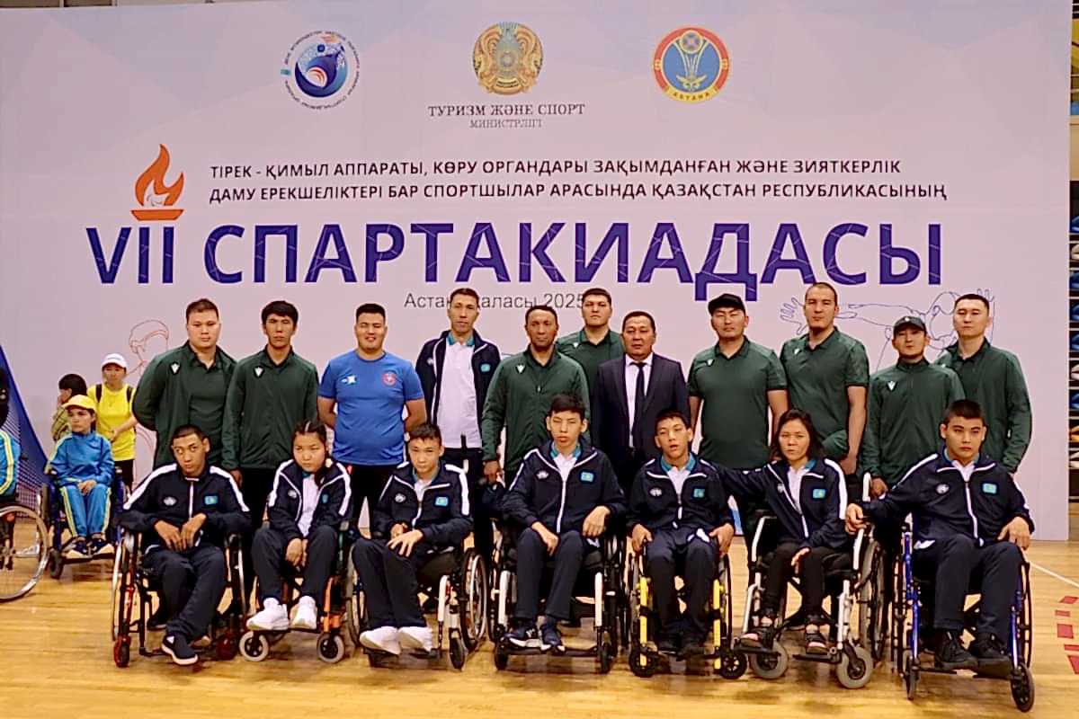 Жақсылық Үшкемпіров атындағы жекпе-жек сарайында VII республикалық спартакиаданың ашылу салтанаты өтті